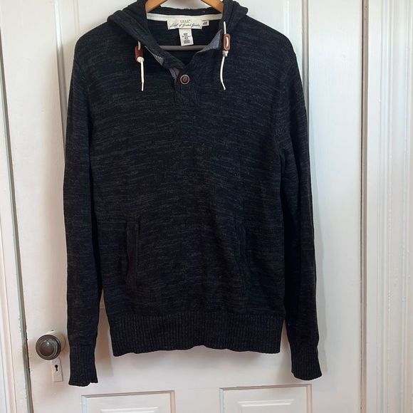 H&M Other - H&M // Hooded Sweater